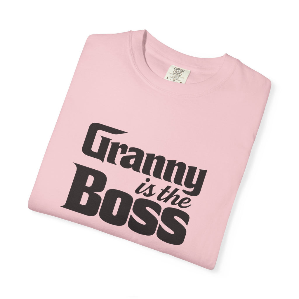 Granny Is the Boss T-Shirt – Funny Grandma Gift, Mother’s Day & Birthday Tee