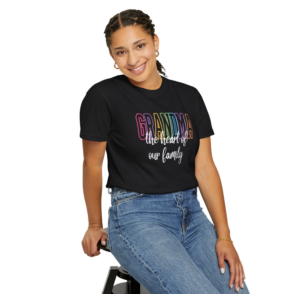Grandma “the heart of our family” T-Shirt
