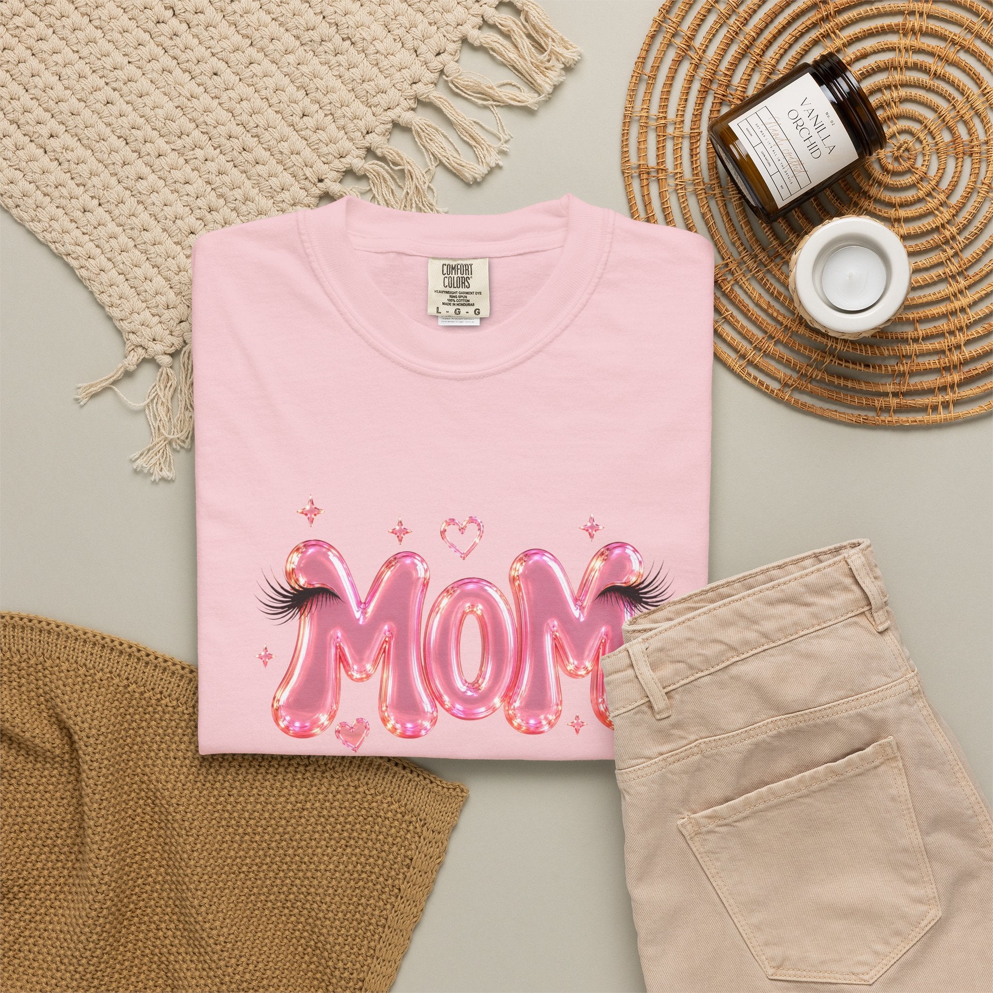 MOM Pink Balloon Eyelashes T-Shirt