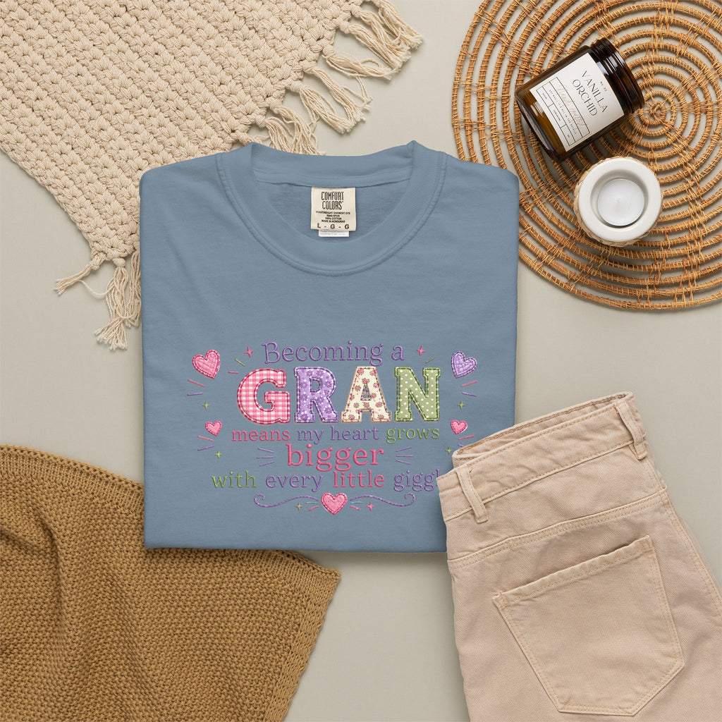 Heartfelt Gran T-Shirt - Becoming a Gran Means My Heart Grows Bigger