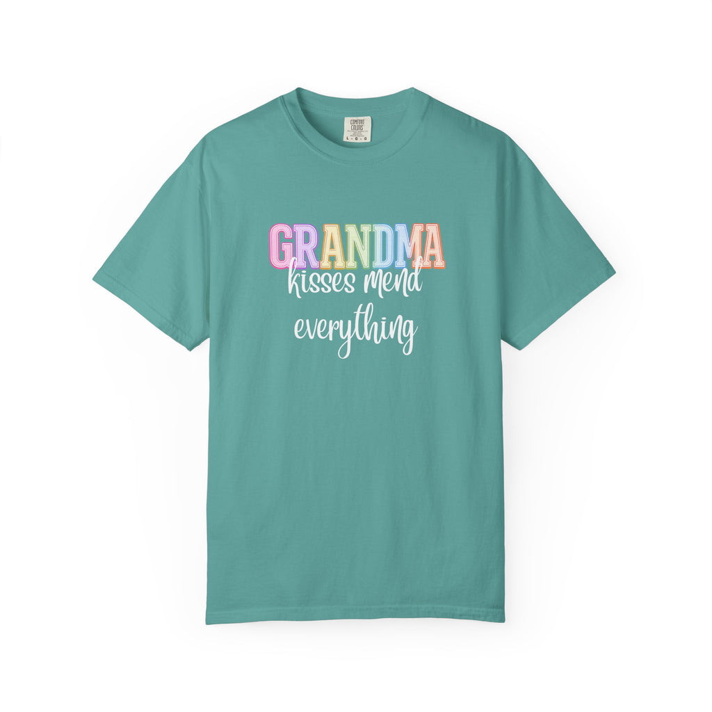 GRANDMA Kisses Mend Everything