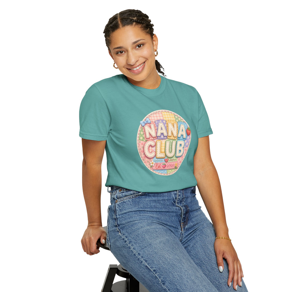 Nana Club T-Shirt — Retro Pastel Grandma Gift Tee