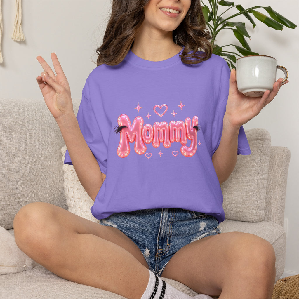 MOMMY Pink Balloon Eyelashes T-Shirt