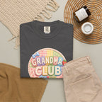 Grandma Club T-Shirt — Cute Retro Floral Badge Tee for Grandmothers