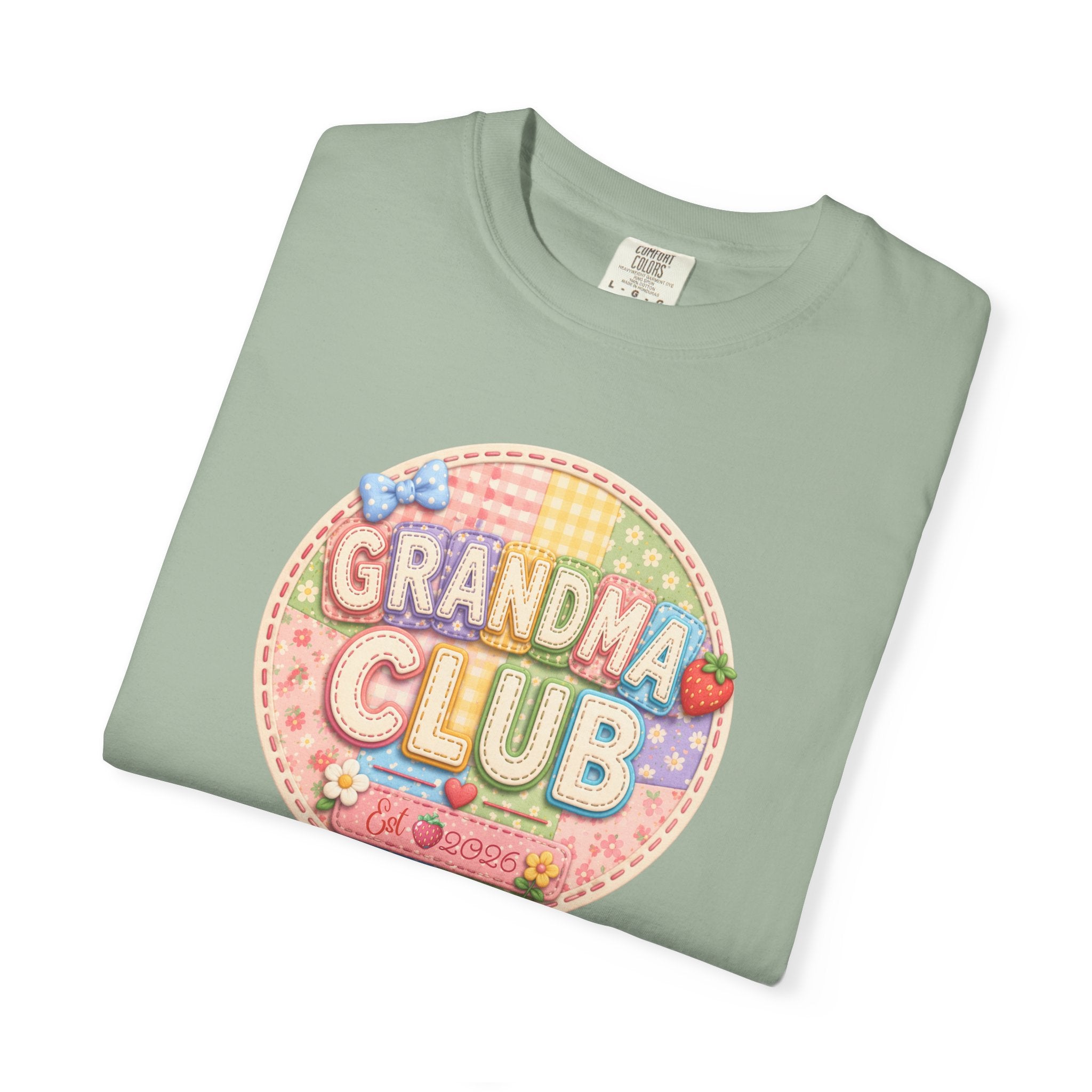 Grandma Club T-Shirt — Cute Retro Floral Badge Tee for Grandmothers