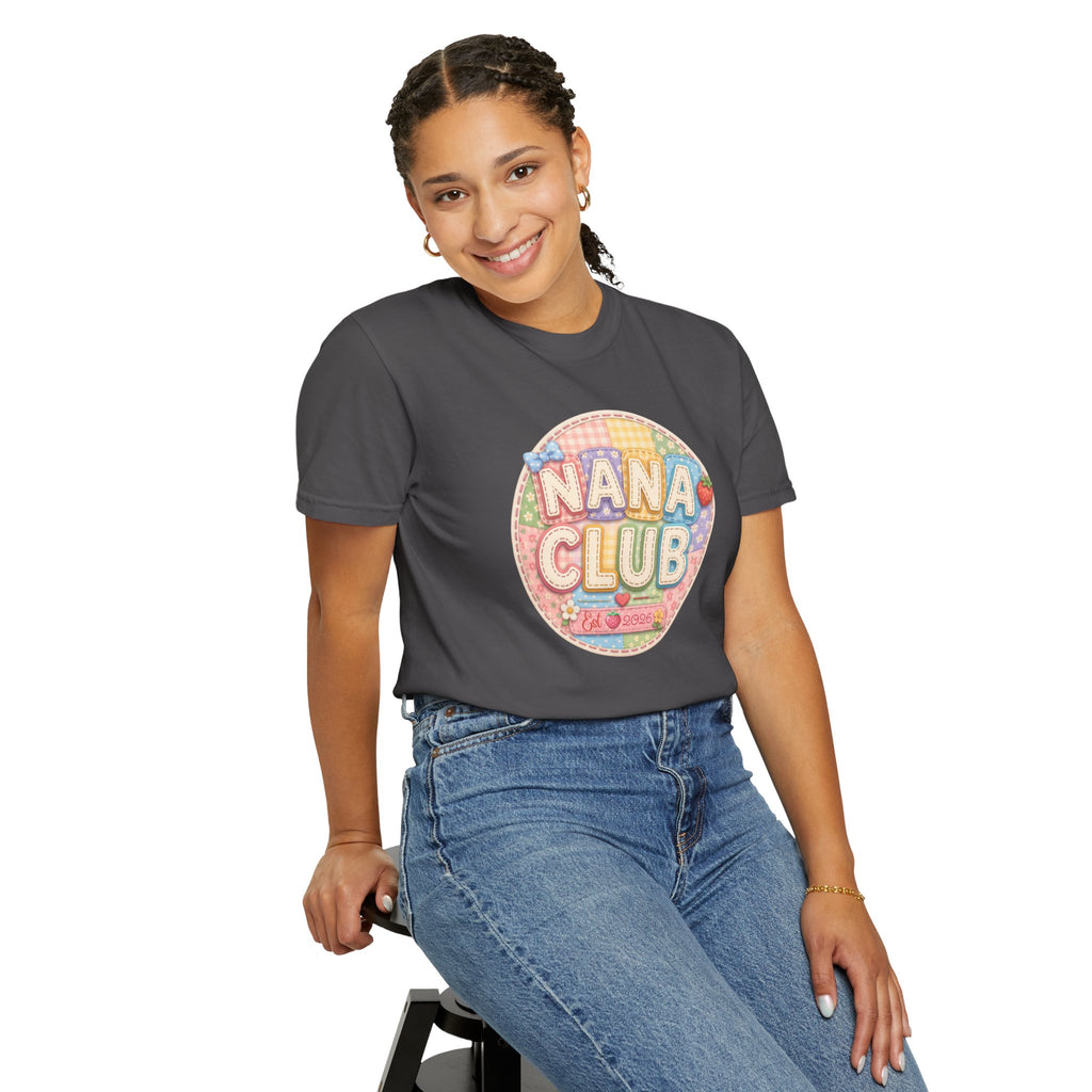 Nana Club T-Shirt — Retro Pastel Grandma Gift Tee