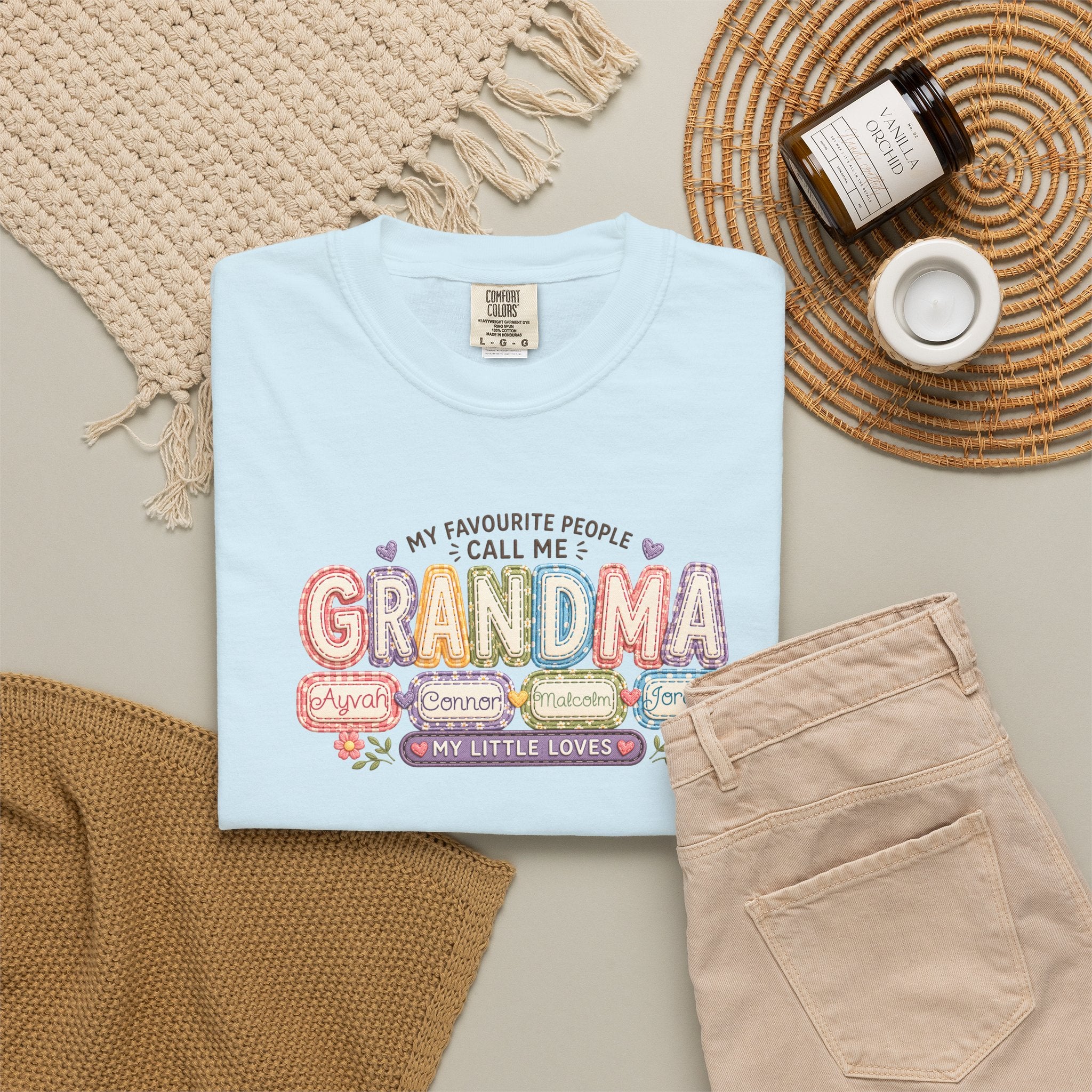 Grandma T-Shirt - My Favorite People Call Me Grandma (Cute Floral Retro Design)