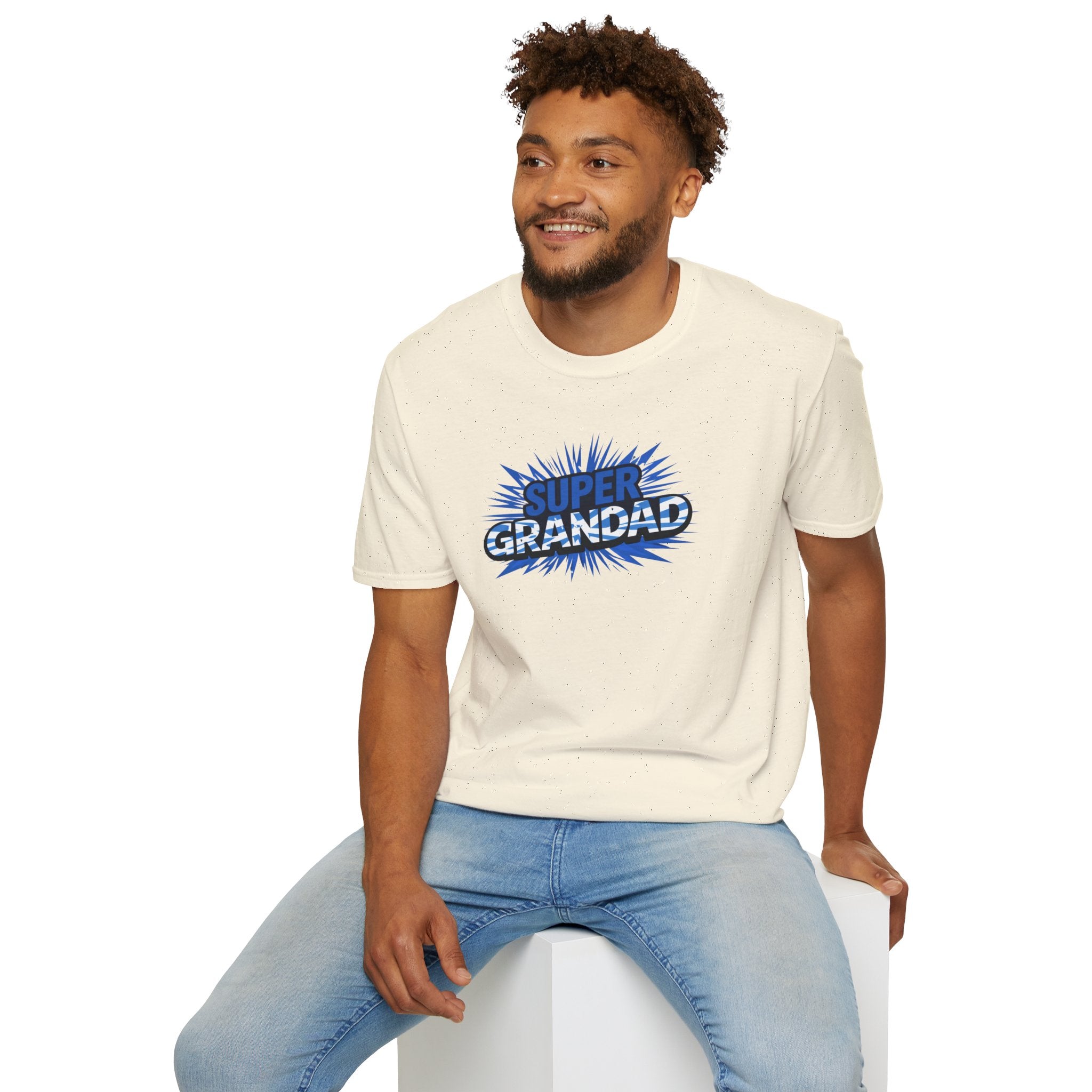 Super Grandad Scotland Flag/Scottish themed T-Shirt — Retro Comic Gift for Grandpa, Father’s Day & Birthday