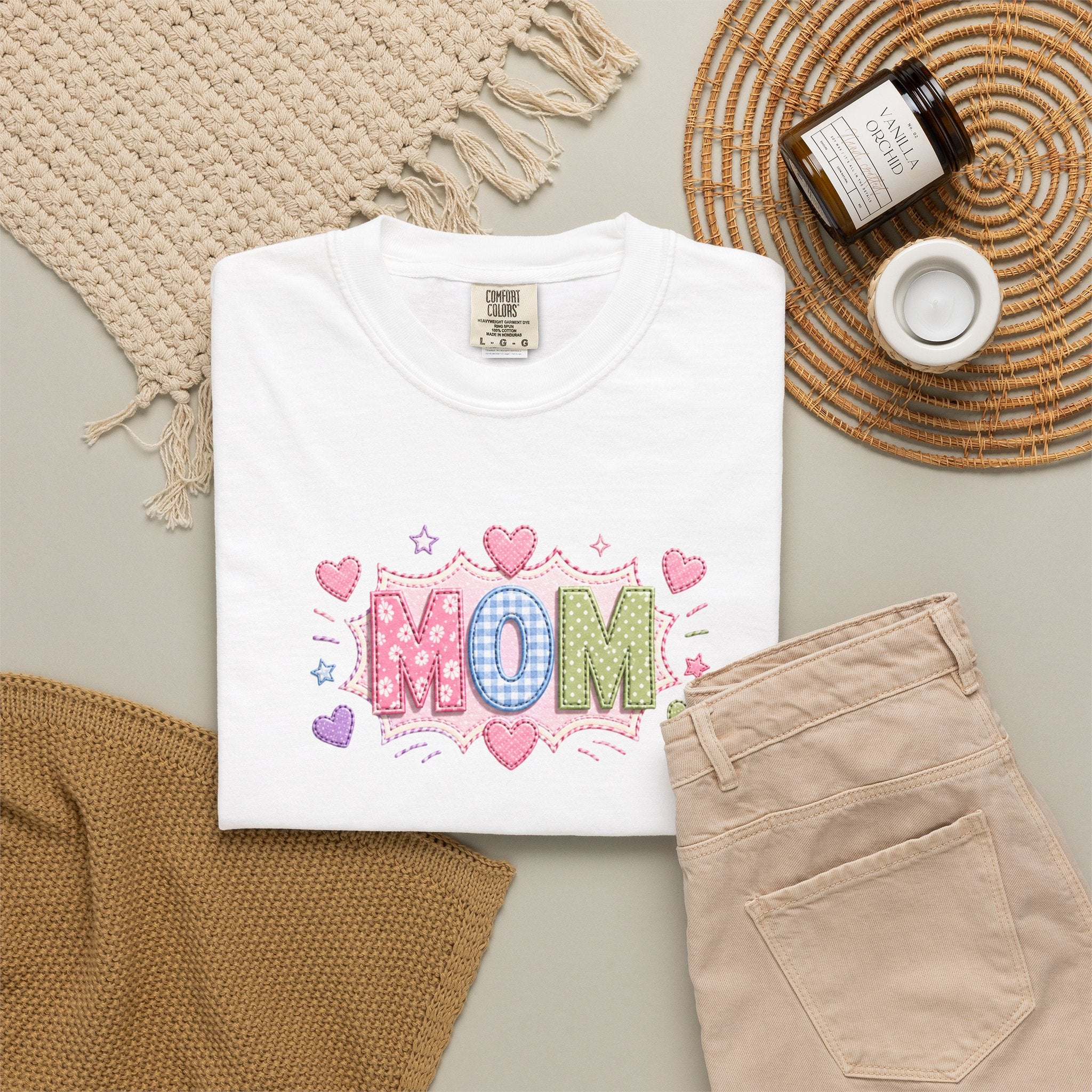 Mom Hearts T‑Shirt — Cute Pastel "MOM" Graphic Tee for Mother's Day & Everyday