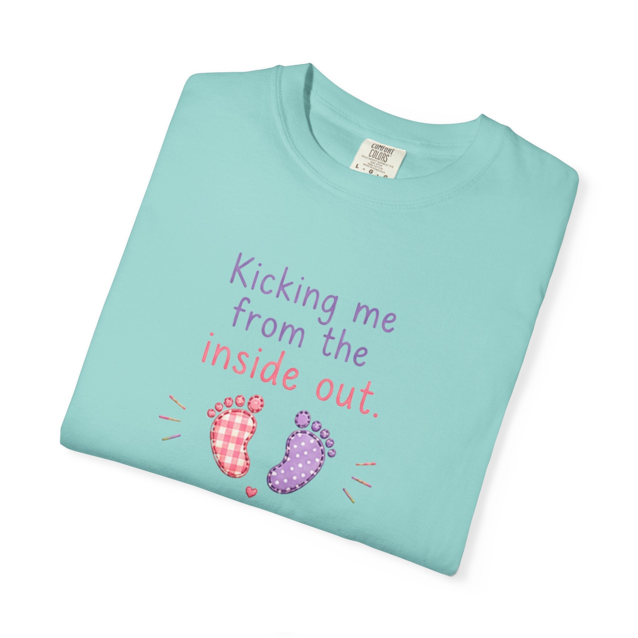 Pregnancy T-Shirt "Kicking Me From the Inside Out" — Cute Baby Footprint Maternity Tee