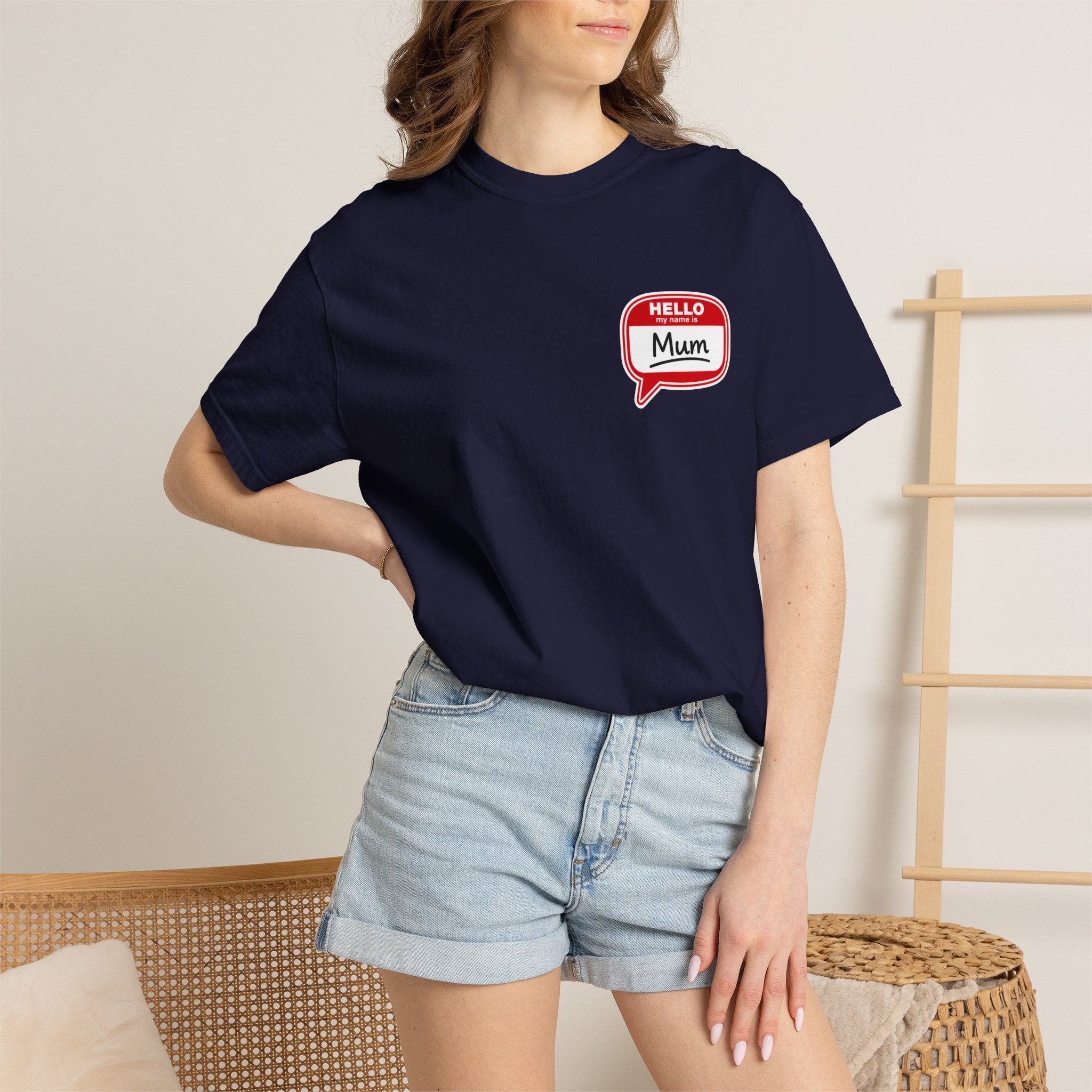 Hello Mum Speech Bubble T-Shirt — Cute Retro Mom Graphic Tee