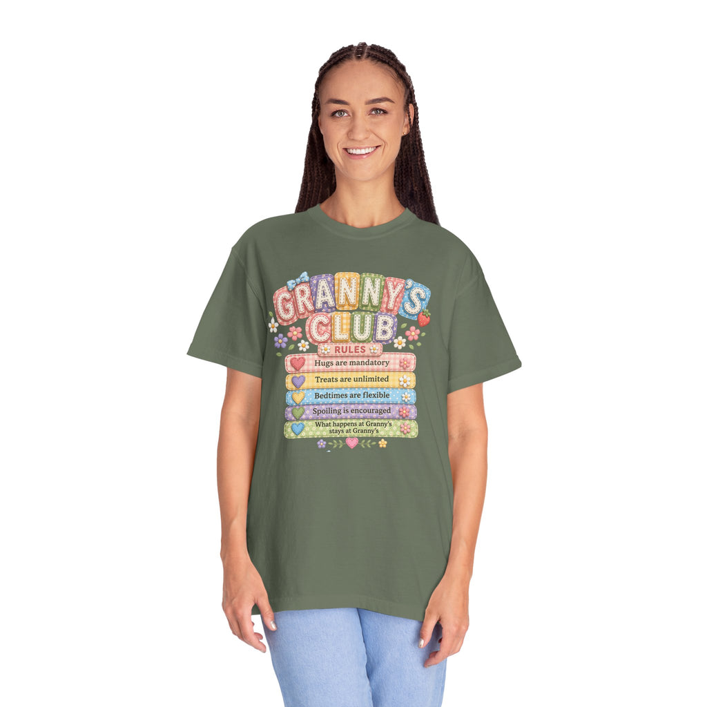 Granny's Club T‑Shirt – Cute Pastel 'Granny's Club' Rules Graphic Tee for Grandmothers