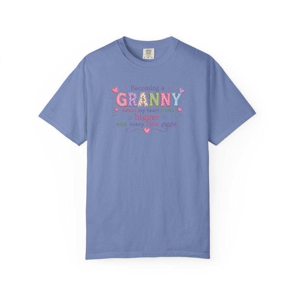 Becoming a Granny T-Shirt – Cute Grandma Shirt with "Becoming a Granny means my heart grows bigger with every little giggle" Design