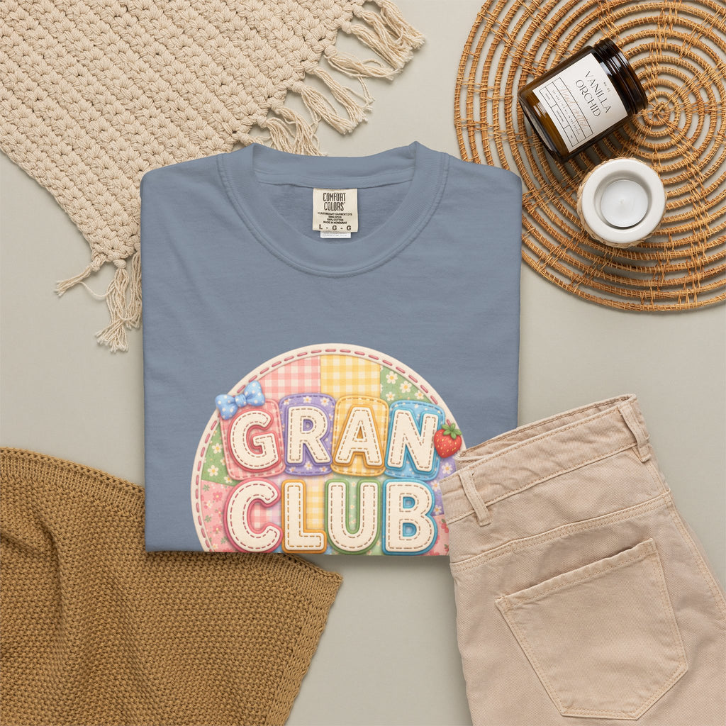 Gran Club Graphic T-Shirt — Retro Pastel Circle Design