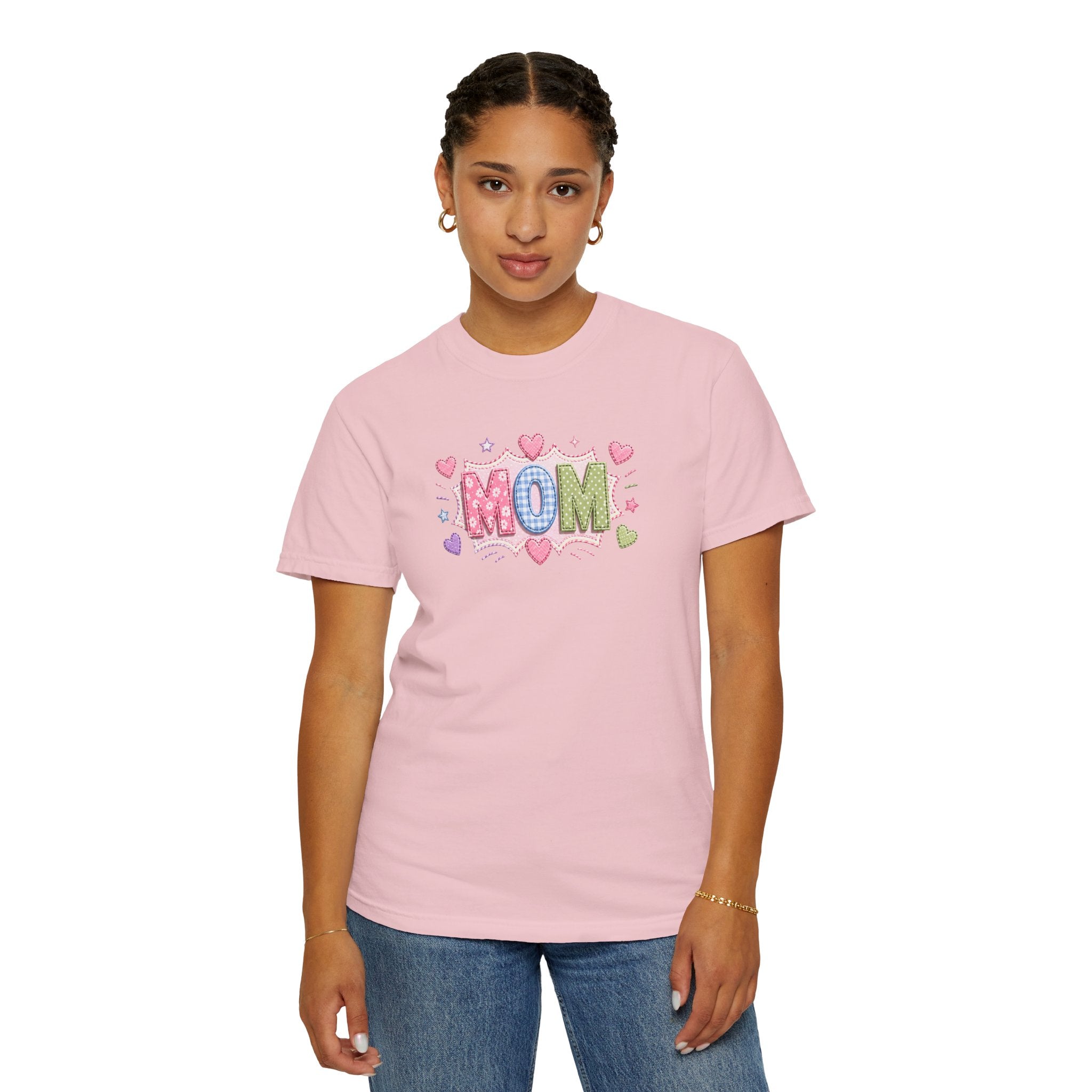 Mom Hearts T‑Shirt — Cute Pastel "MOM" Graphic Tee for Mother's Day & Everyday