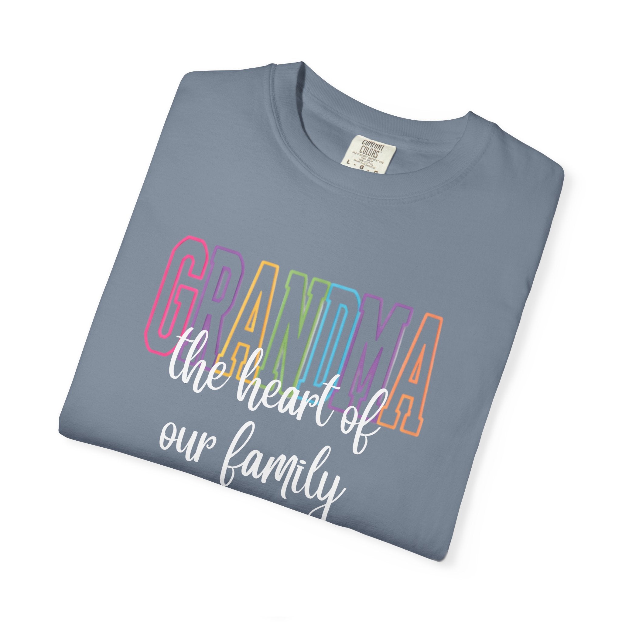 Grandma 'the heart of our family' T-Shirt
