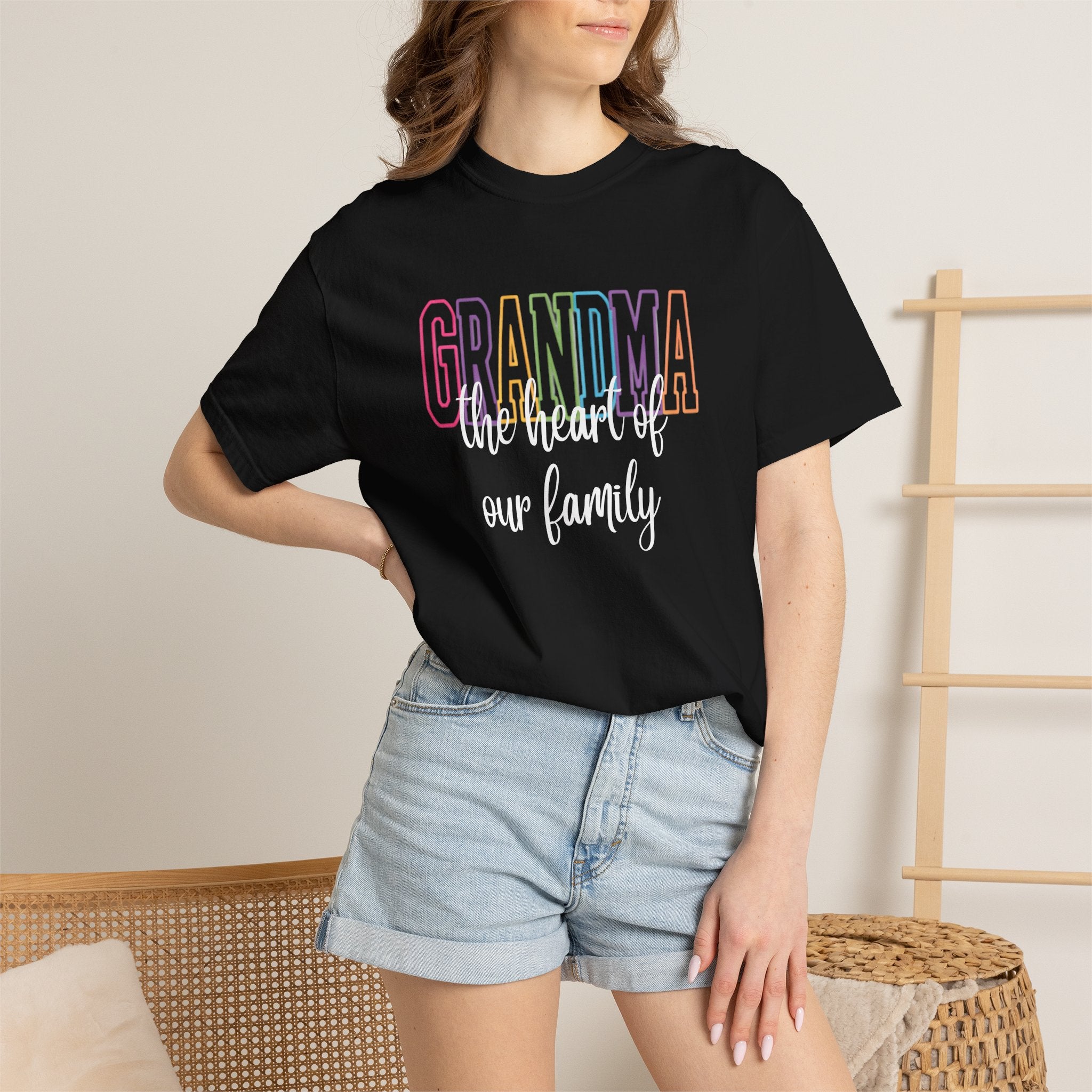 Grandma 'the heart of our family' T-Shirt