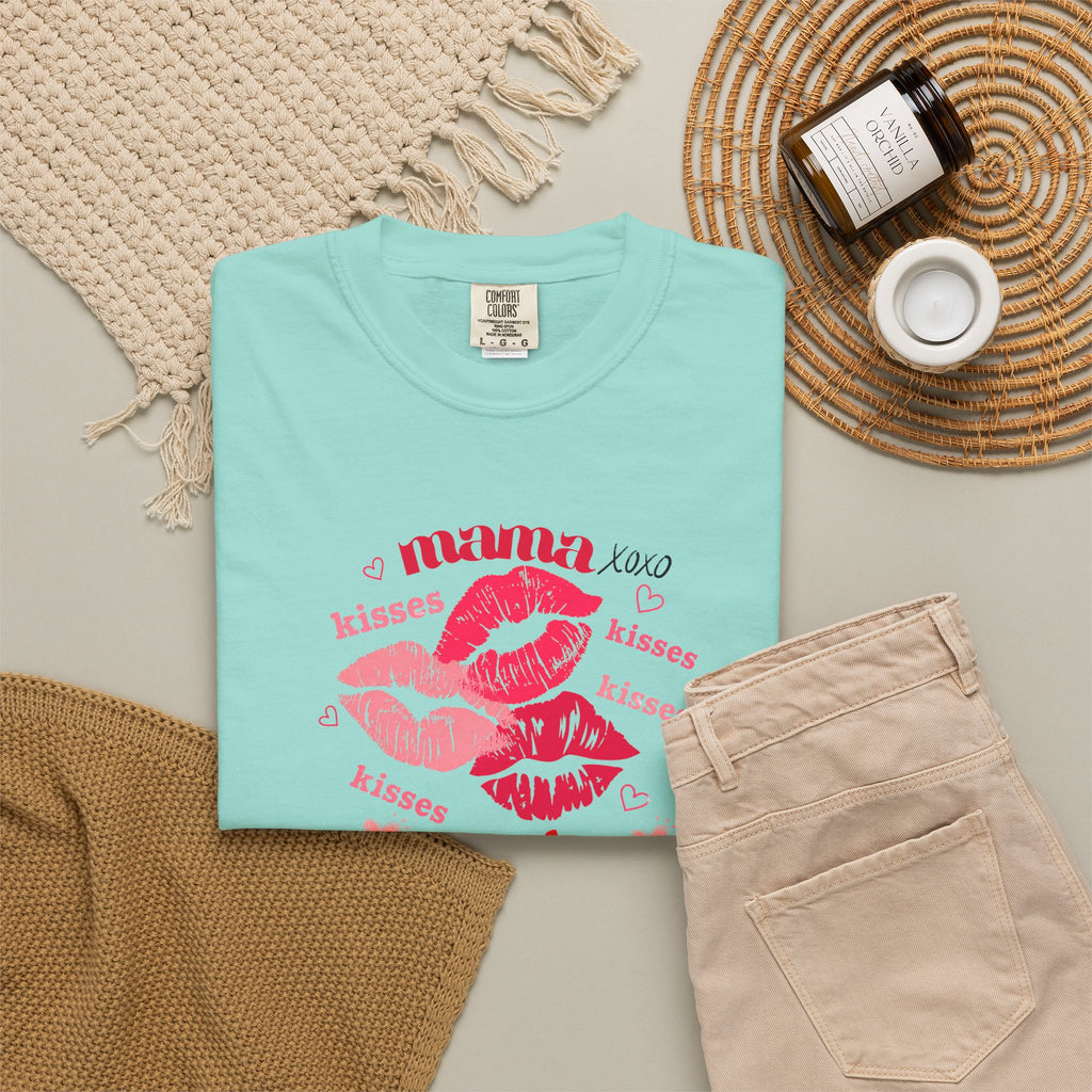 MAMA — Mend Everything Kiss Print T-Shirt