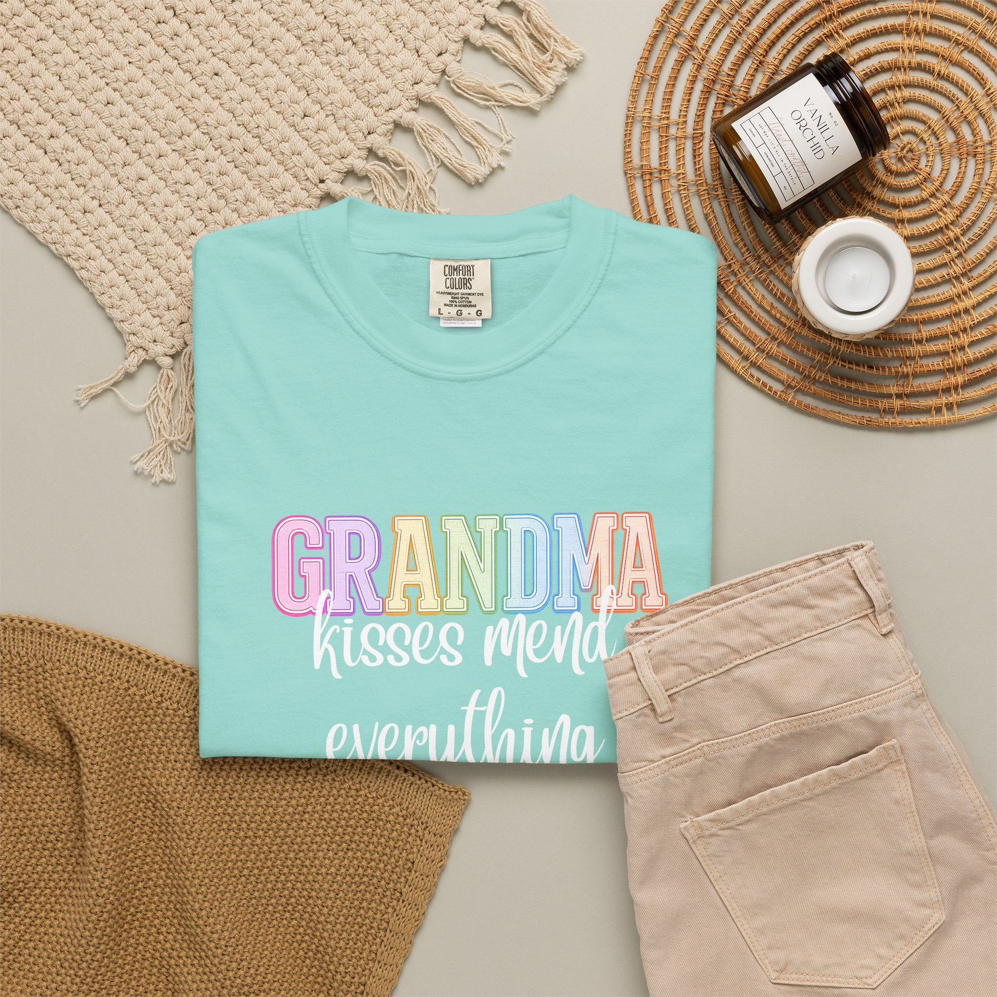 GRANDMA Kisses Mend Everything