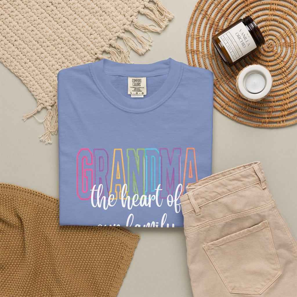 Grandma 'the heart of our family' T-Shirt