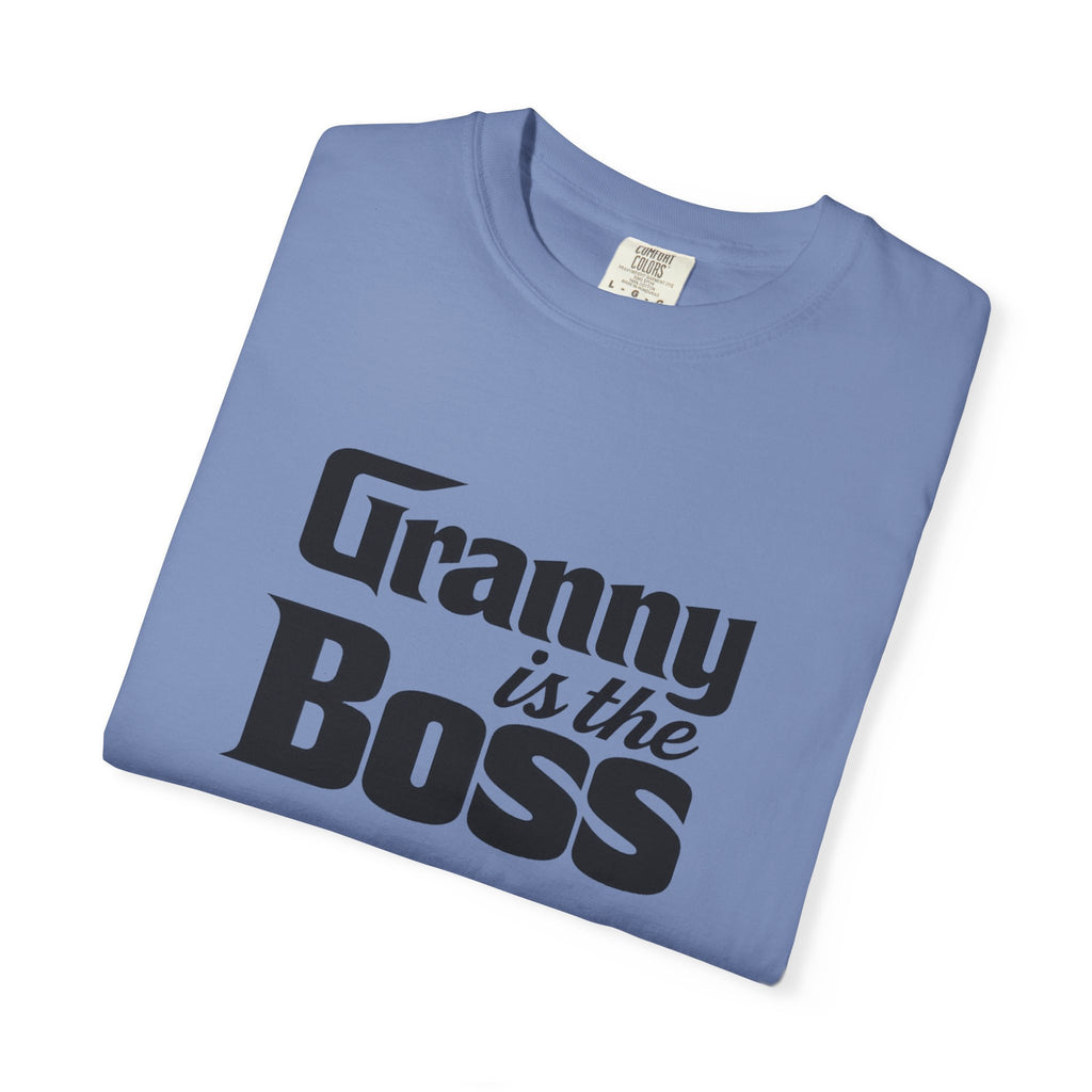 Granny Is the Boss T-Shirt – Funny Grandma Gift, Mother’s Day & Birthday Tee