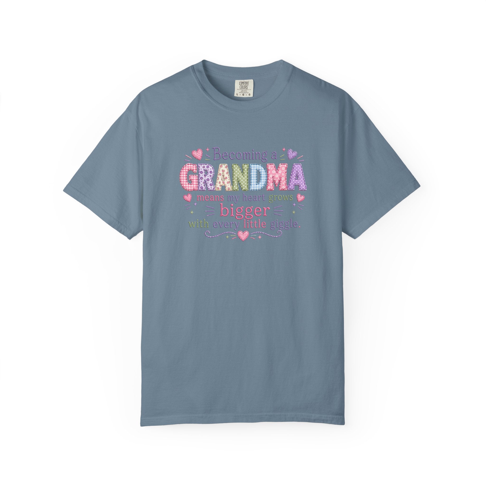 Grandma T-Shirt - "Becoming a Grandma Means My Heart Grows Bigger" - Cute Pastel New Grandma Gift