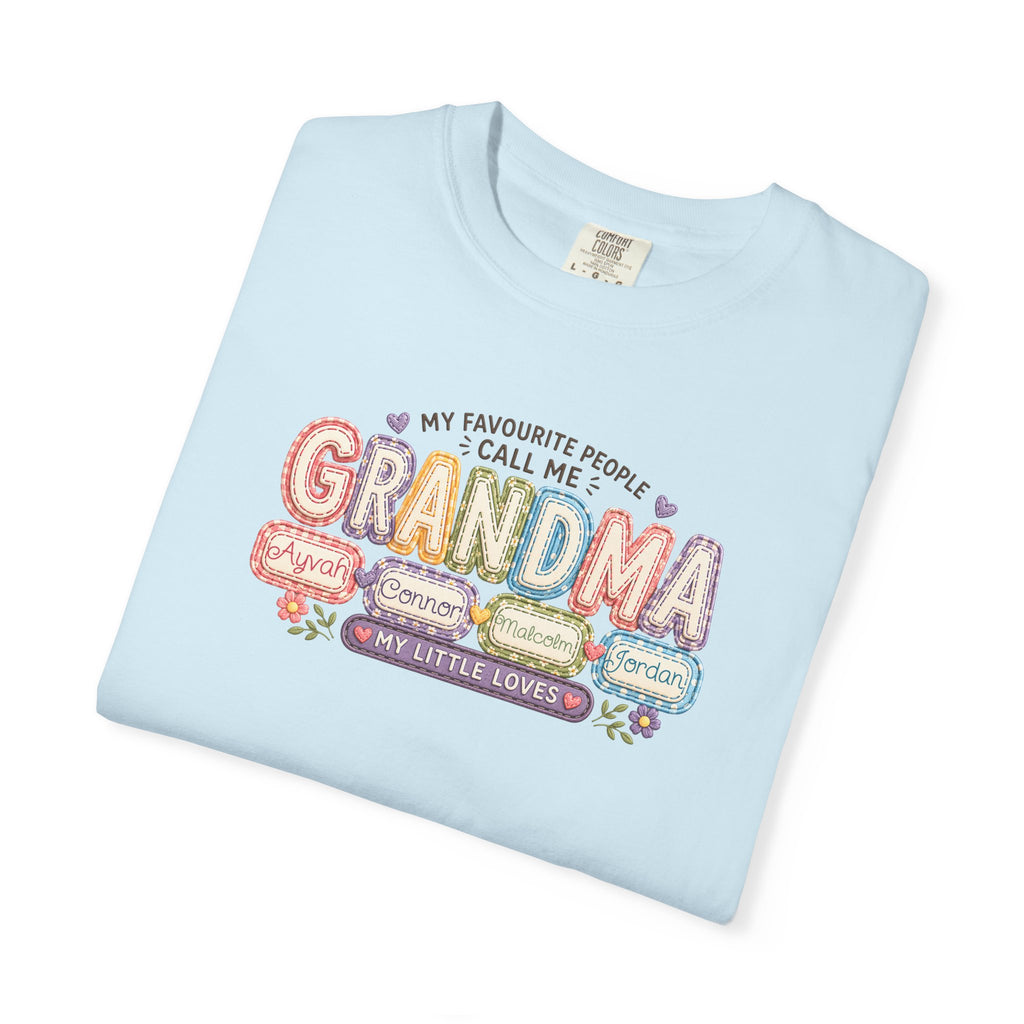 Grandma T-Shirt - My Favorite People Call Me Grandma (Cute Floral Retro Design)
