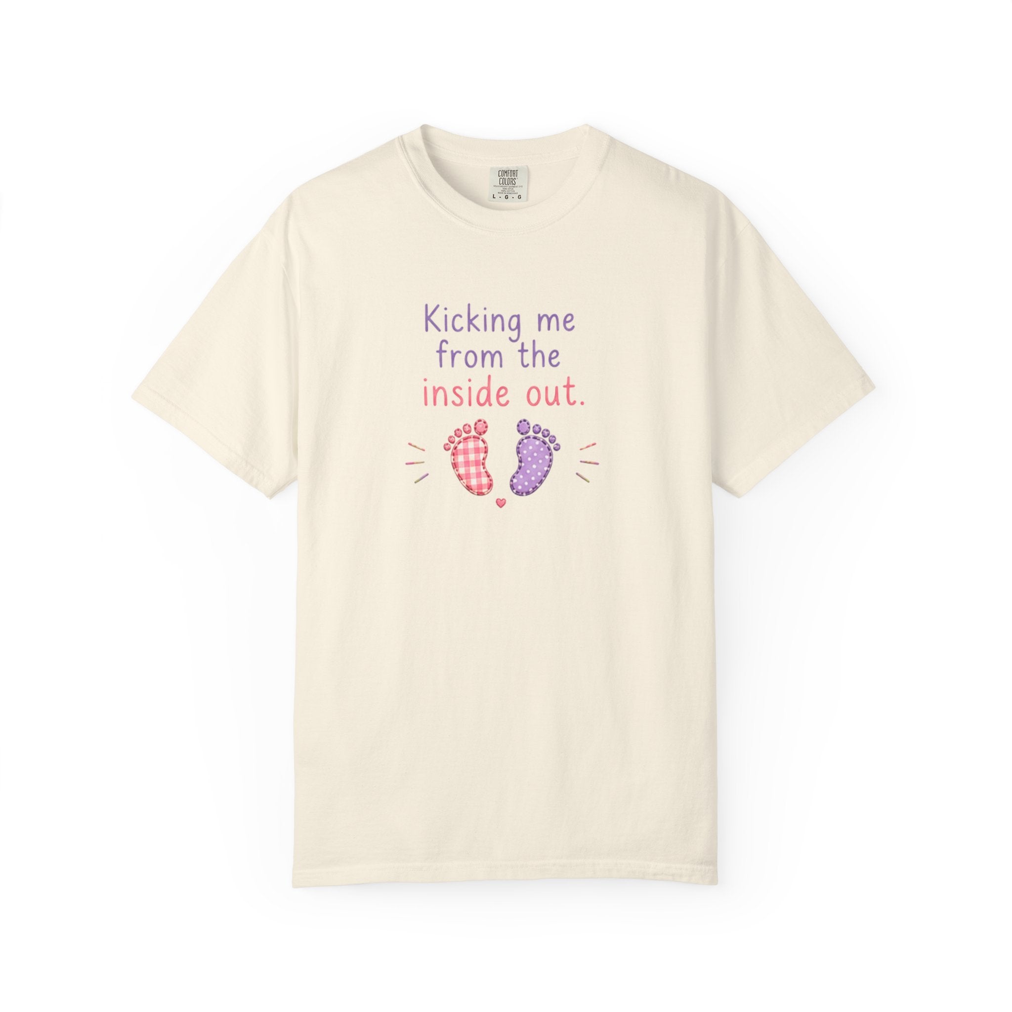 Pregnancy T-Shirt "Kicking Me From the Inside Out" — Cute Baby Footprint Maternity Tee