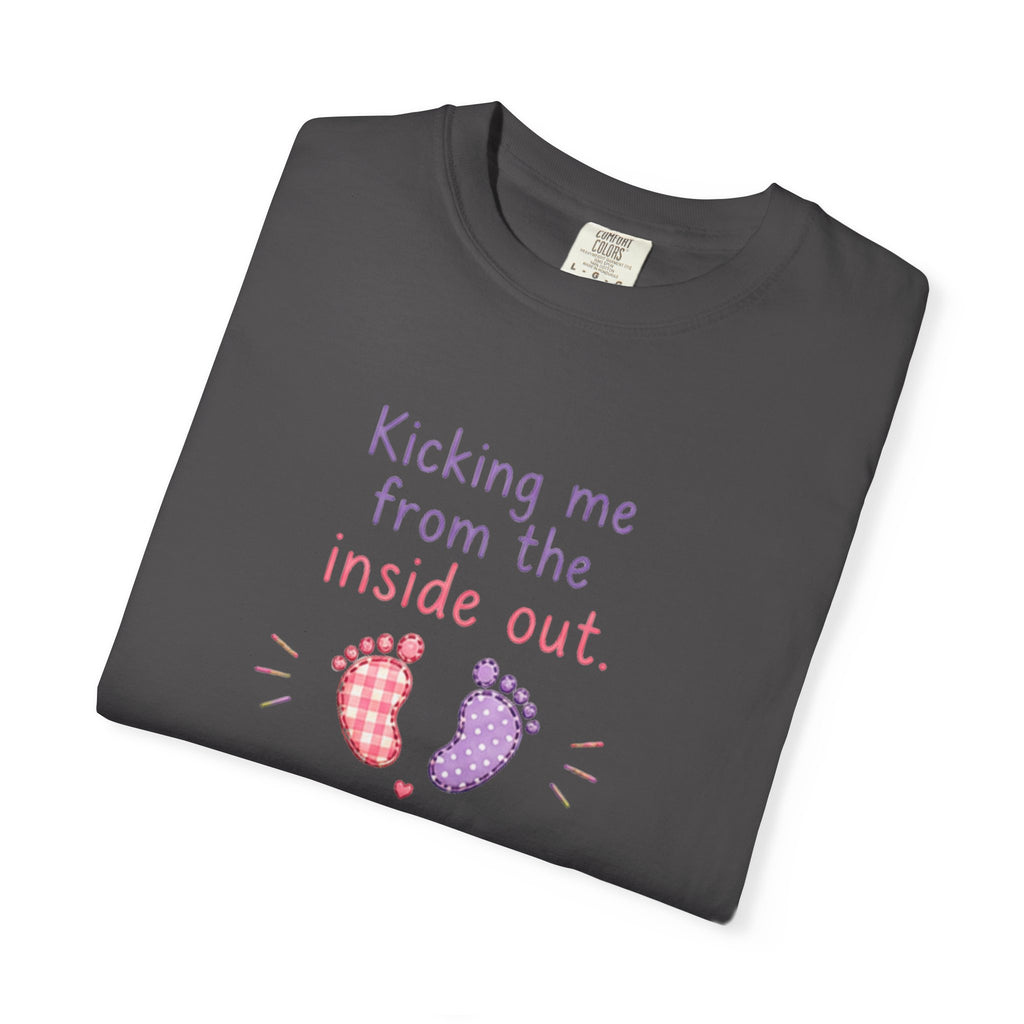 Pregnancy T-Shirt "Kicking Me From the Inside Out" — Cute Baby Footprint Maternity Tee