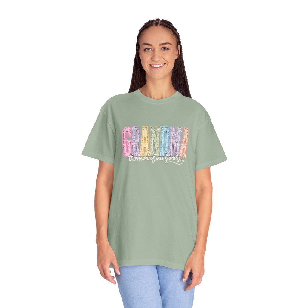 Grandma Floral Graphic T-Shirt — "Grandma, the heart of our family" Gift Tee