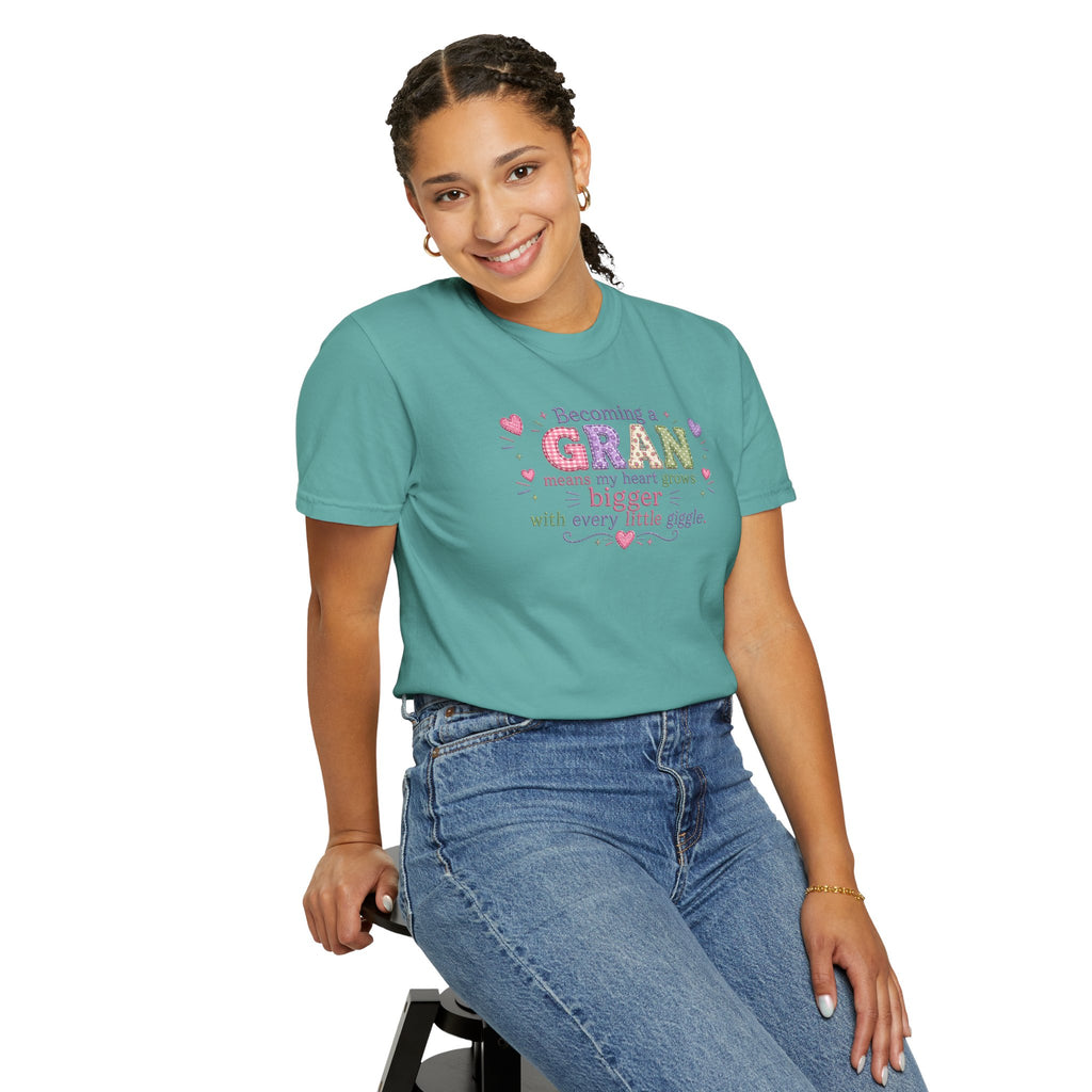 Heartfelt Gran T-Shirt - Becoming a Gran Means My Heart Grows Bigger