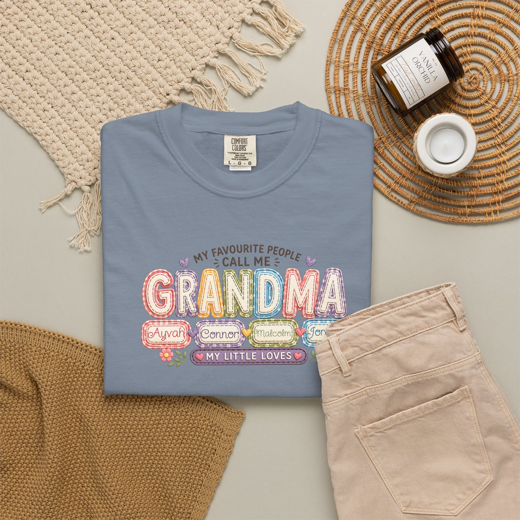 Grandma T-Shirt - My Favorite People Call Me Grandma (Cute Floral Retro Design)