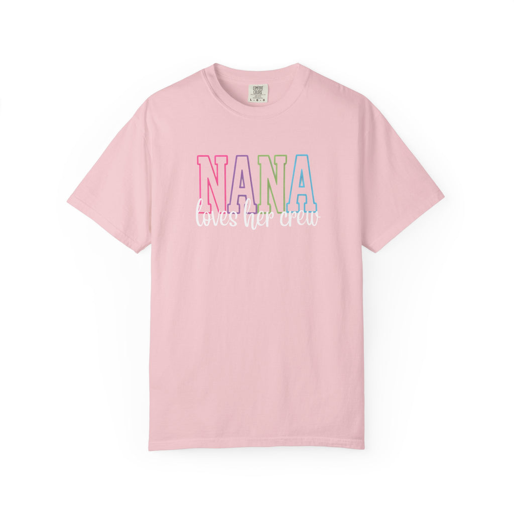 NANA loves her crew T-Shirt — Grandma Matching Family Tee