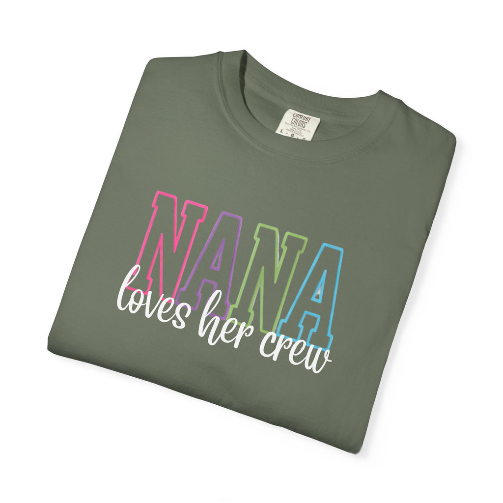 NANA loves her crew T-Shirt — Grandma Matching Family Tee