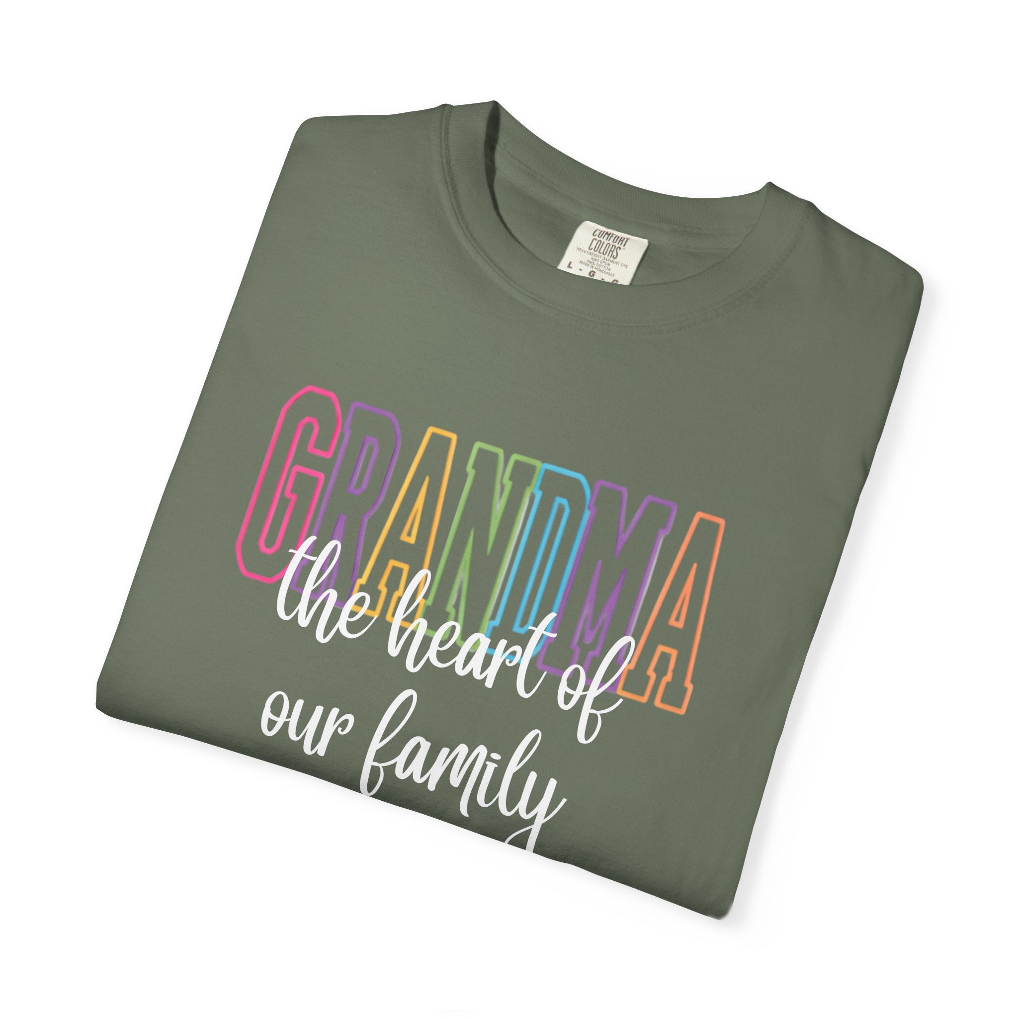 Grandma 'the heart of our family' T-Shirt