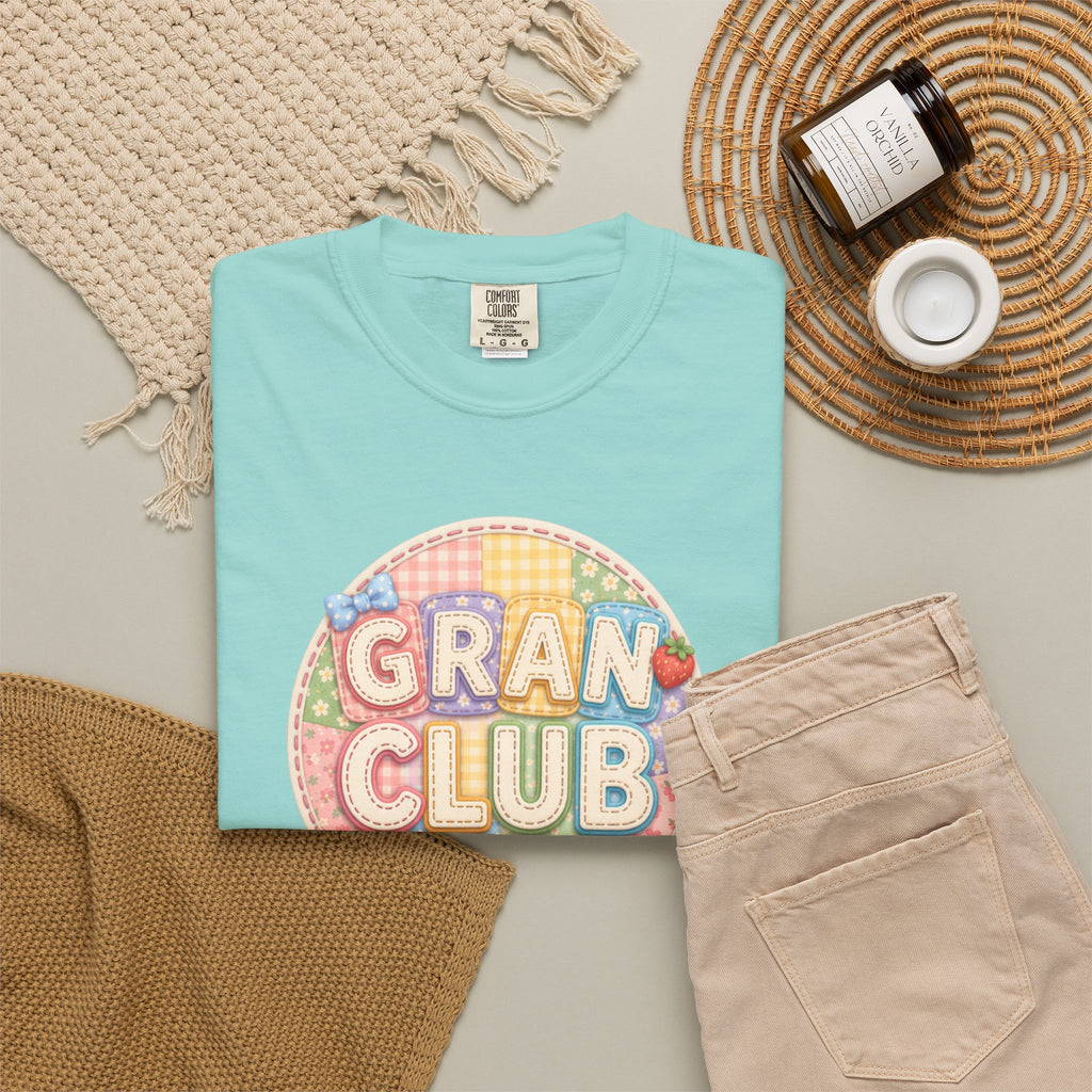 Gran Club Graphic T-Shirt — Retro Pastel Circle Design