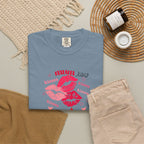 MUM — Mend Everything Kiss Print T-Shirt