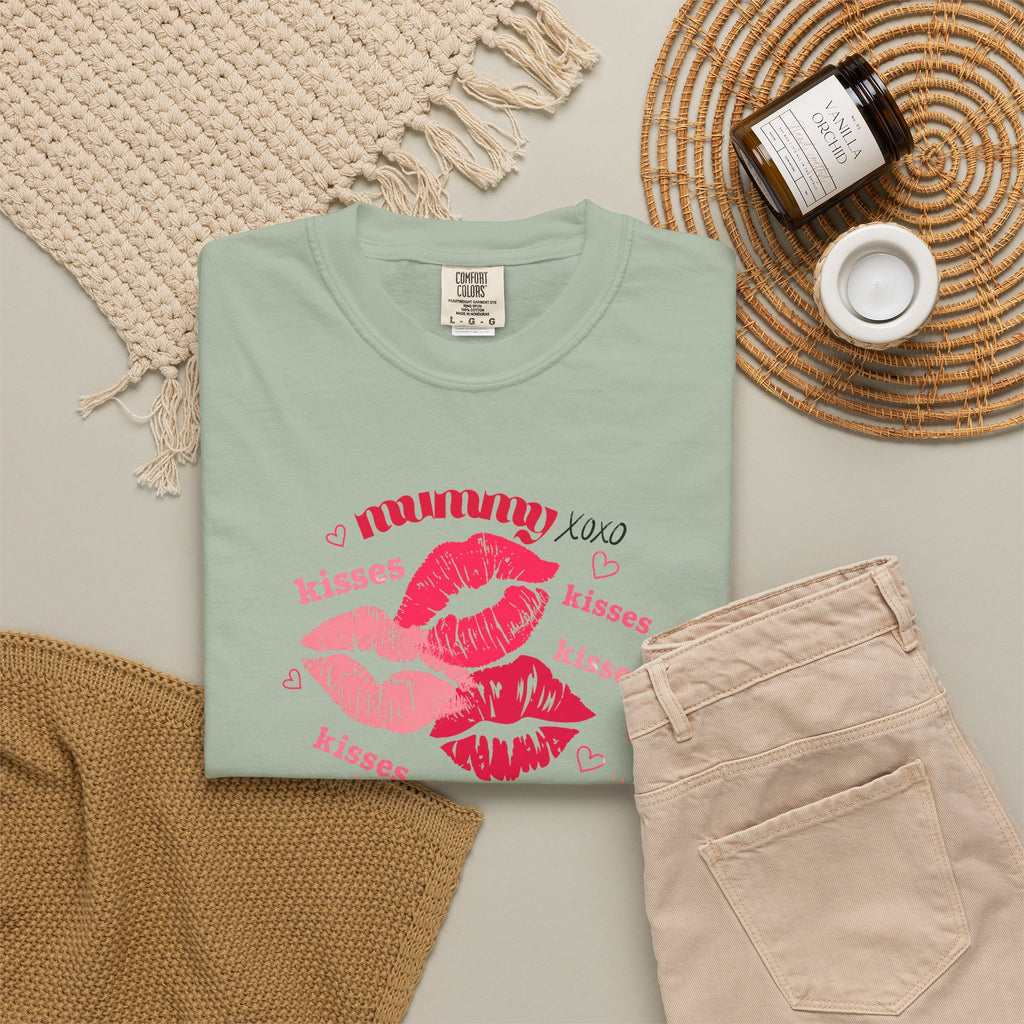 MUMMY — Mend Everything Kiss Print T-Shirt