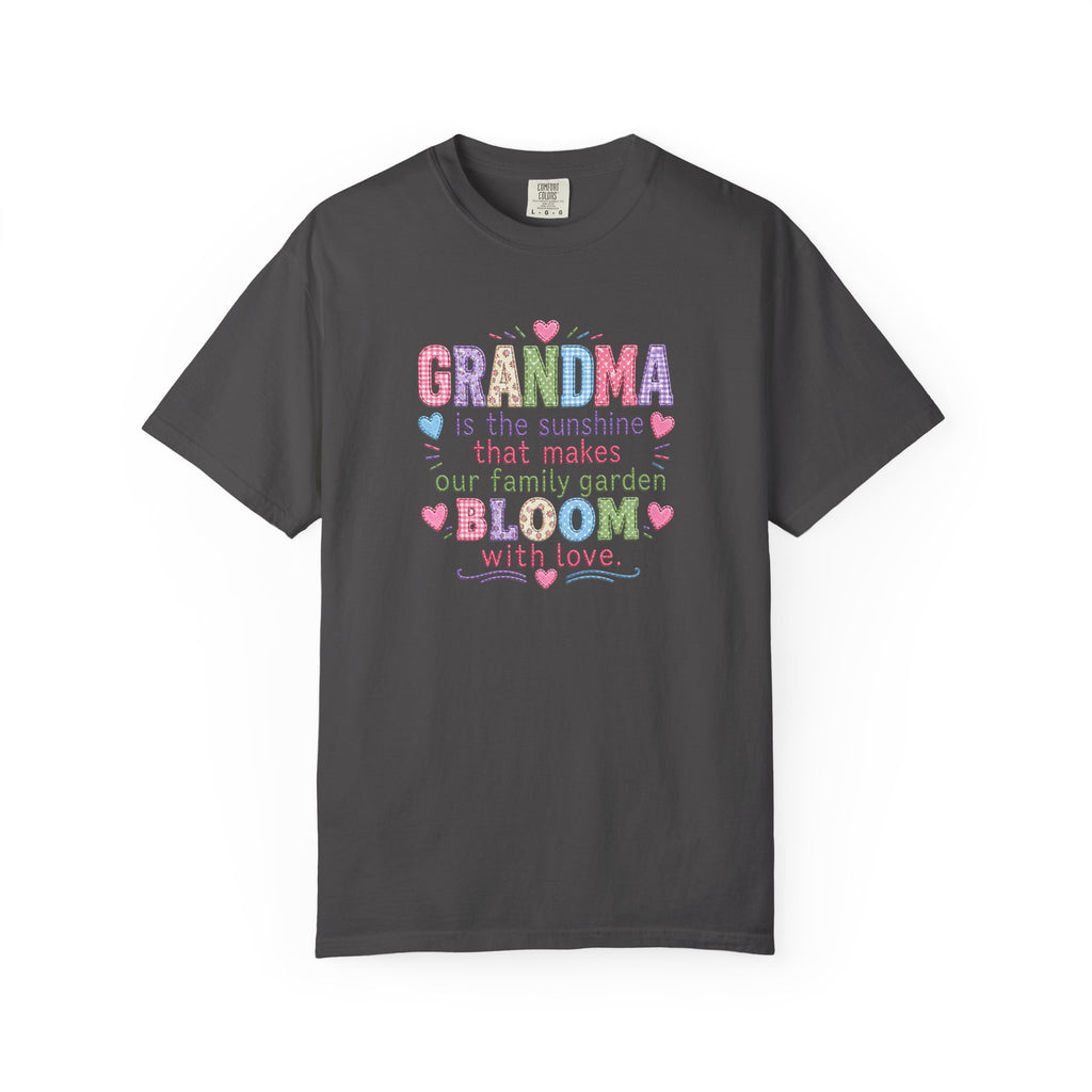 Grandma Is the Sunshine That Makes Our Family Garden Bloom T-Shirt
