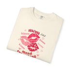 MOM — Mend Everything Kiss Print T-Shirt