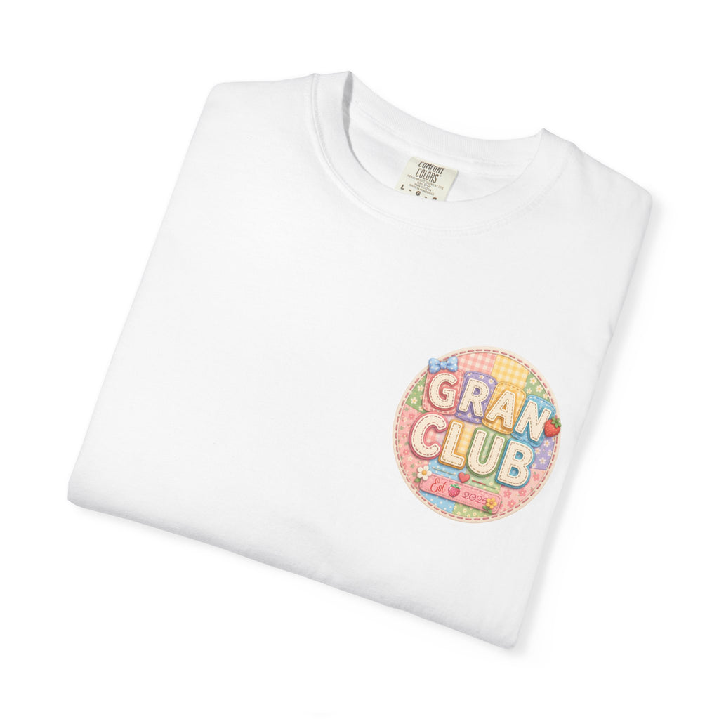 T-Shirt — "Gran Club" Retro Floral Badge Tee