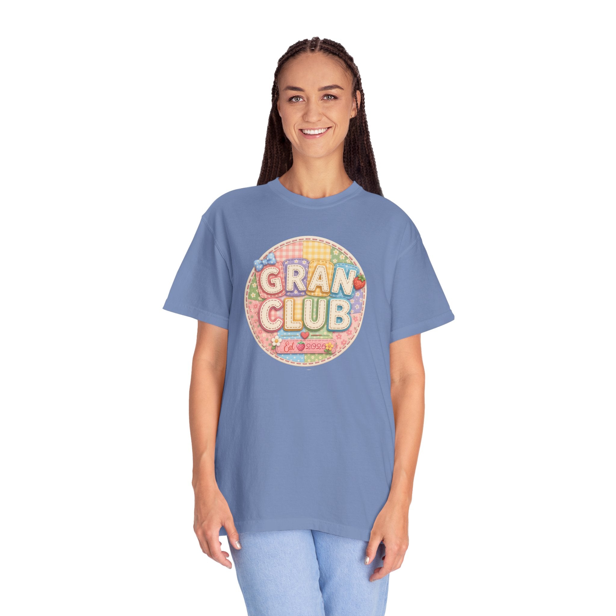 Gran Club Graphic T-Shirt — Retro Pastel Circle Design