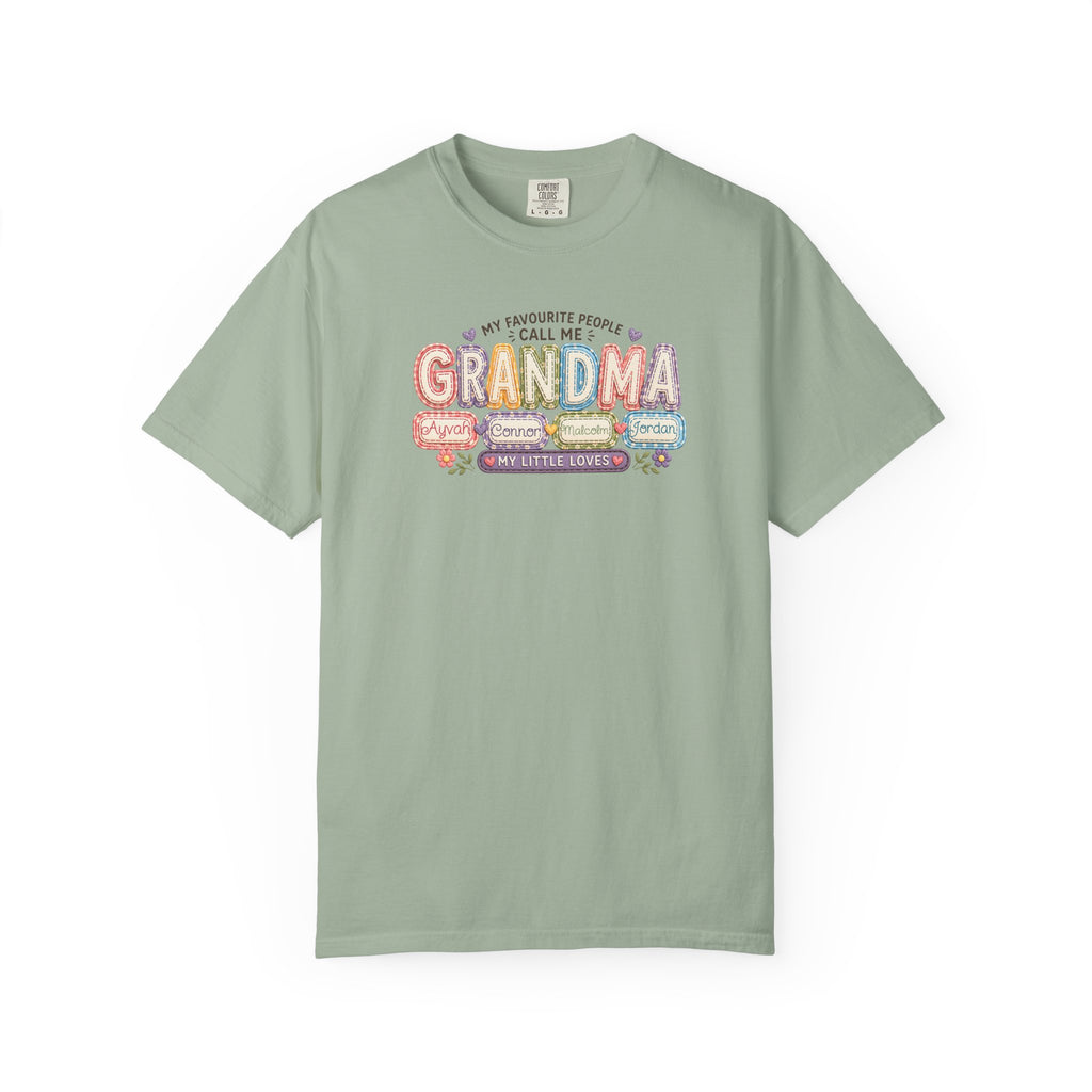 Grandma T-Shirt - My Favorite People Call Me Grandma (Cute Floral Retro Design)