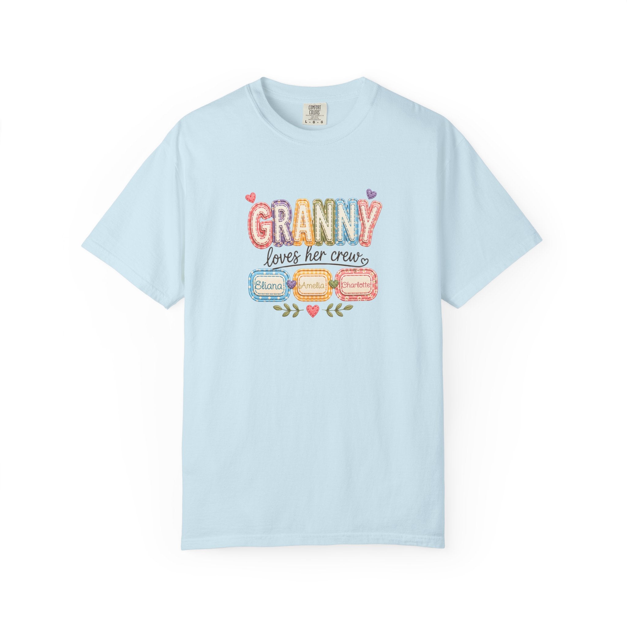 Granny Loves Her Crew T-Shirt – Cute Grandma Family Names Tee