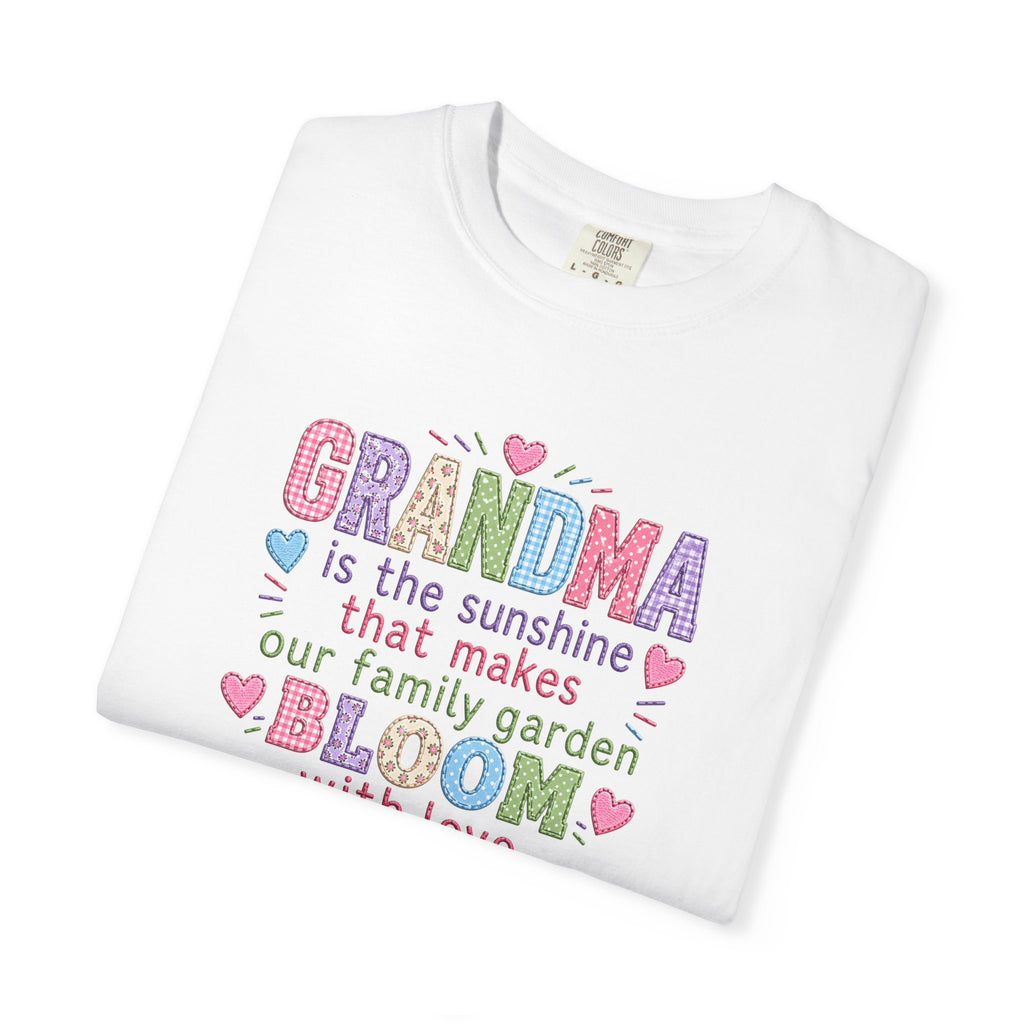 Grandma Is the Sunshine That Makes Our Family Garden Bloom T-Shirt