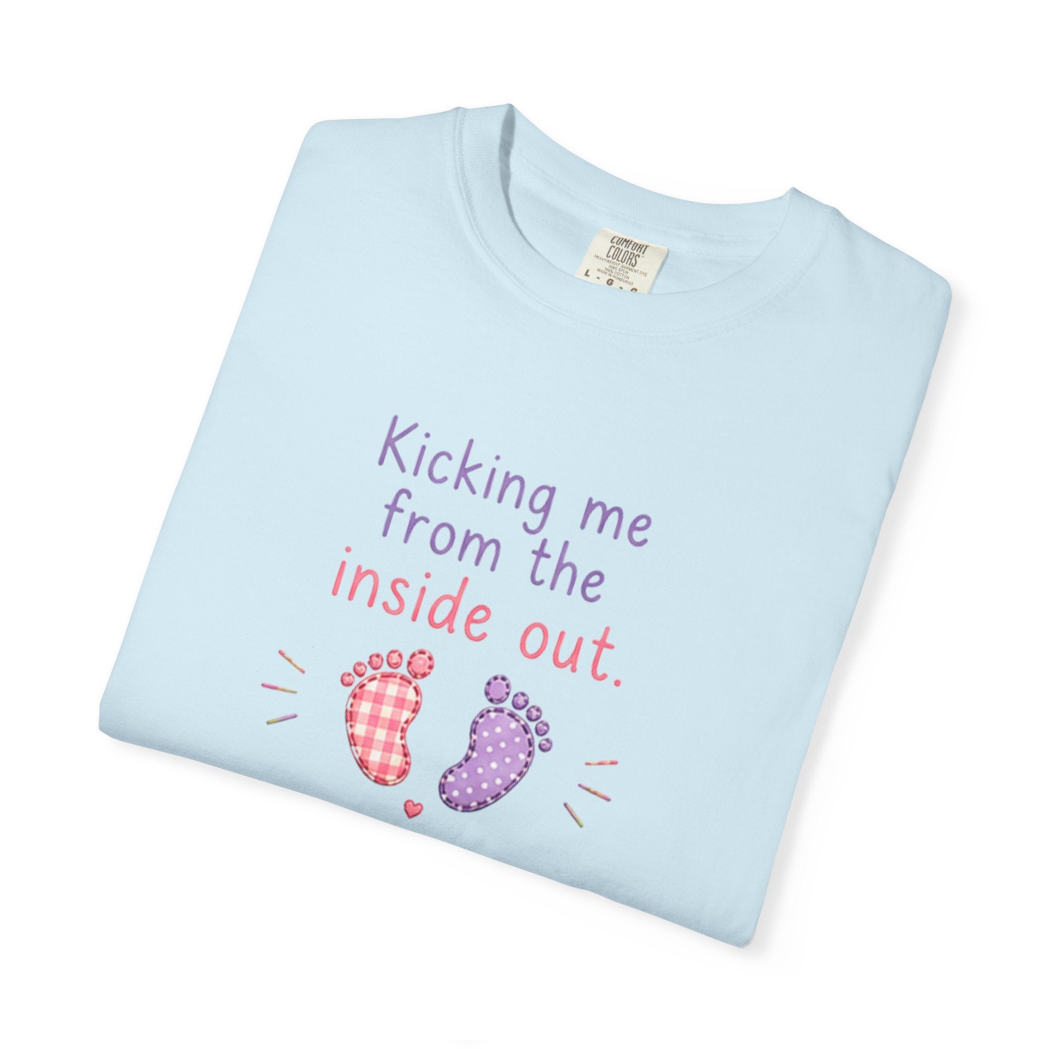 Pregnancy T-Shirt "Kicking Me From the Inside Out" — Cute Baby Footprint Maternity Tee