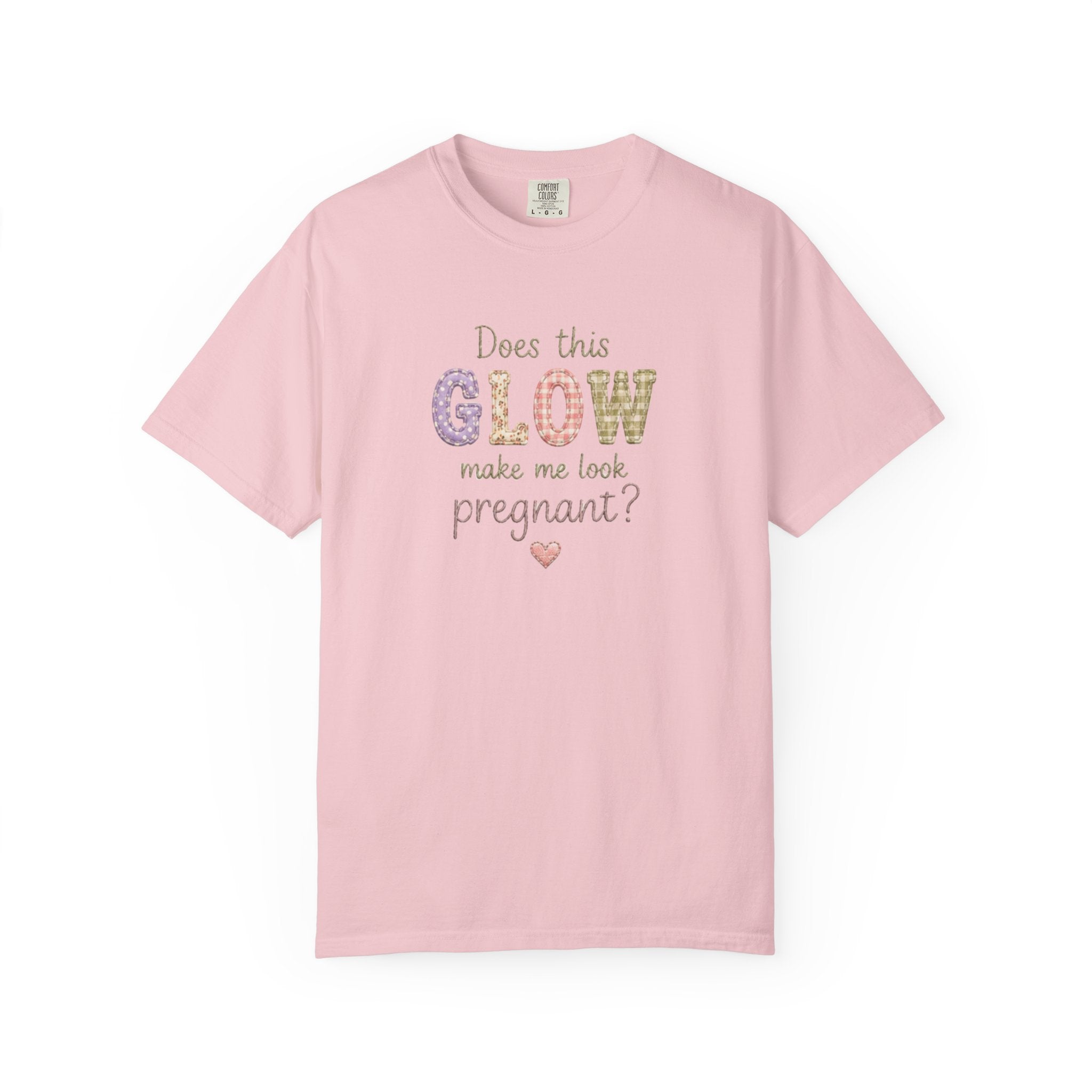 Does This Glow Make Me Look Pregnant? Graphic T-Shirt — Cute Pregnancy Announcement Tee