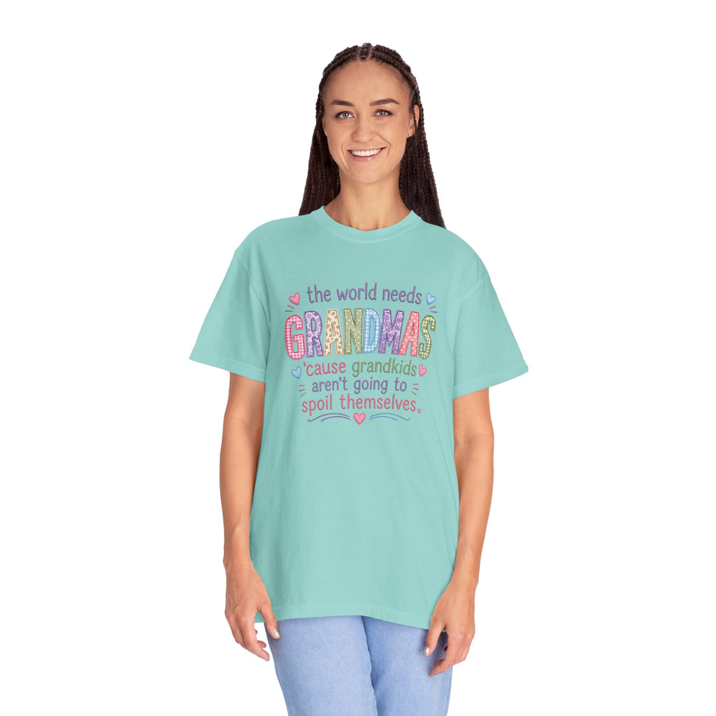 Grandma's Love Unisex T-Shirt - Fun Gift for Grandmothers and Family