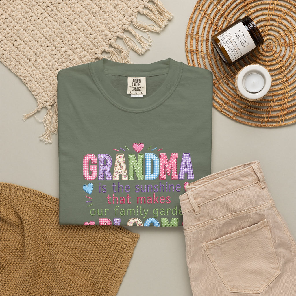 Grandma Is the Sunshine That Makes Our Family Garden Bloom T-Shirt