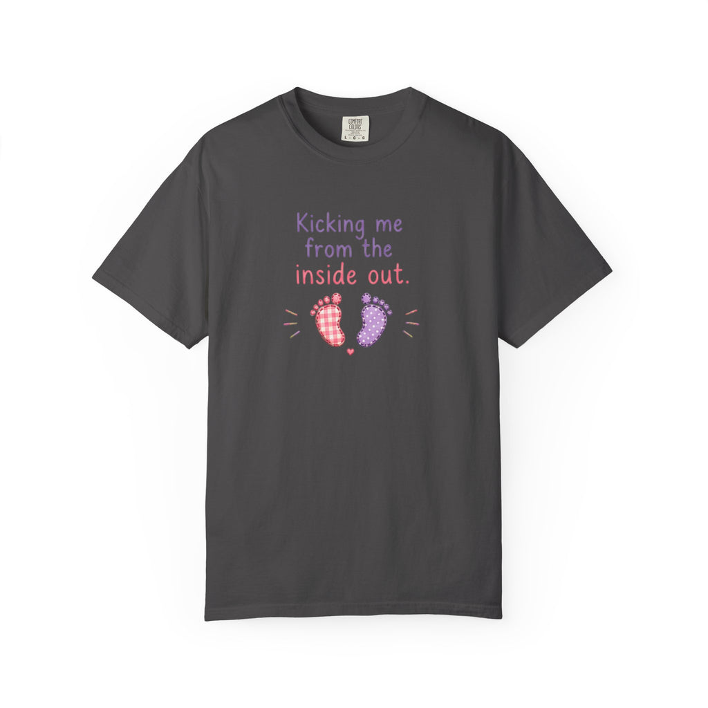 Pregnancy T-Shirt "Kicking Me From the Inside Out" — Cute Baby Footprint Maternity Tee